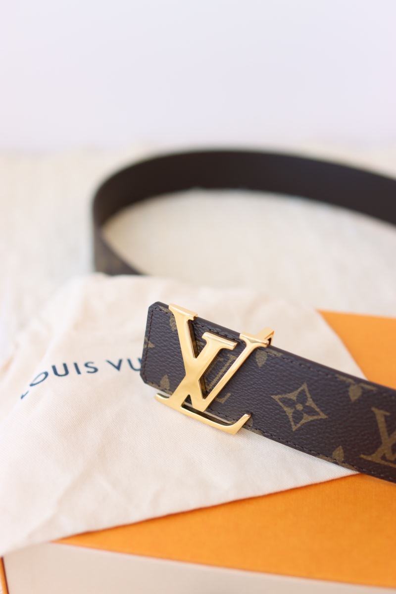 l0vis Vvtt0n belts